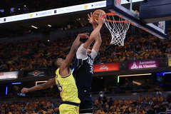Los Indiana Pacers y los Dallas Mavericks se encuentran en situaciones similares en esta nueva temporada